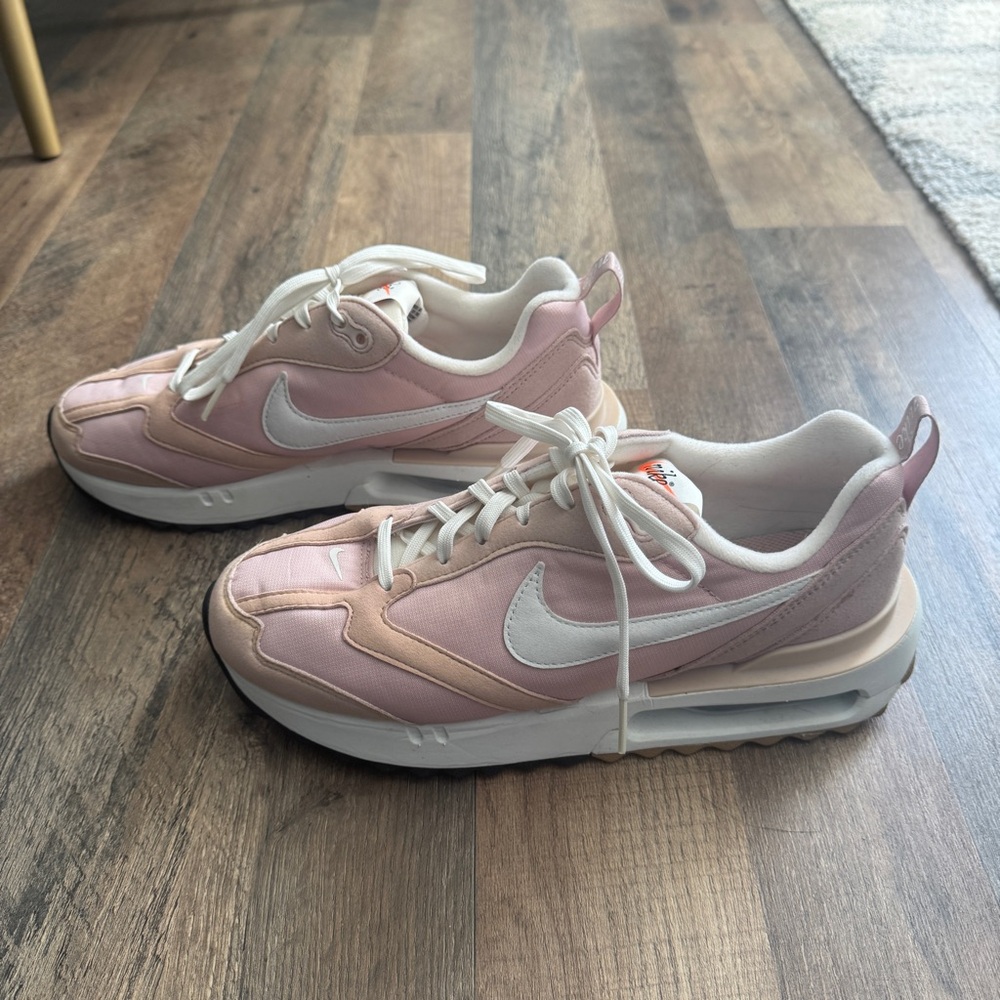 Women’s Nike Air Max Sneakers